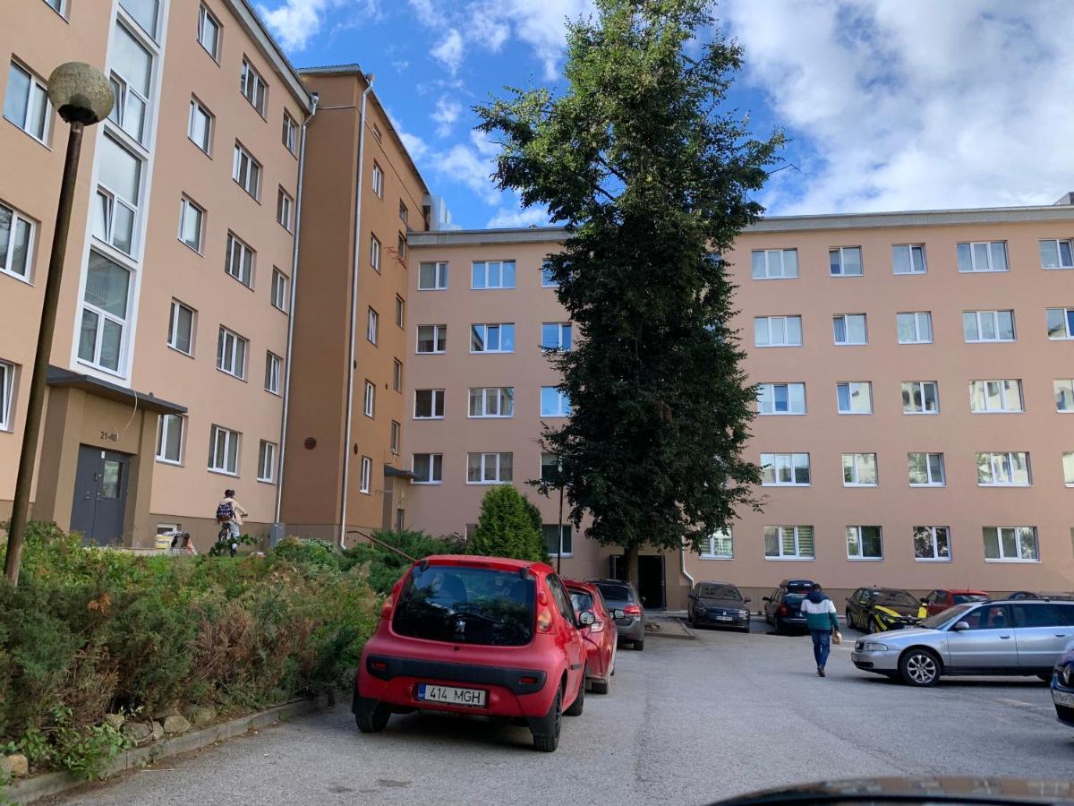 Апартаменты Riia 10, 2-bedroom - 2 Big Beds 1 Extra Bed-parking Free