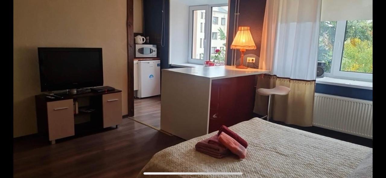 Riia 10, 2-bedroom - 2 Big Beds 1 Extra Bed-parking Free Апартаменты *